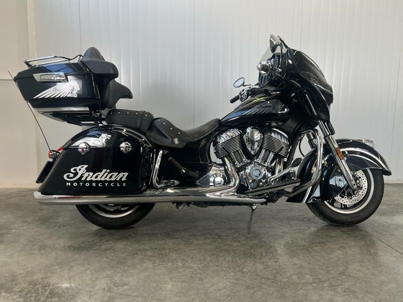 2017 Indian Chieftain, чёрный, 1349000 рублей