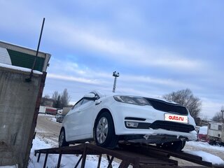 2017 Kia Rio III Рестайлинг, белый, 950000 рублей, вид 1