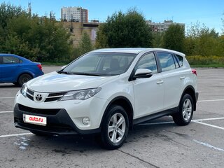 2013 Toyota RAV4 IV (XA40), белый, 1340000 рублей, вид 3