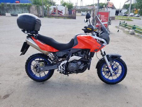 2005 Aprilia Pegaso 650 Strada, красный, 420000 рублей, вид 1