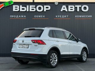 2017 Volkswagen Tiguan II, белый, 2116000 рублей, вид 2