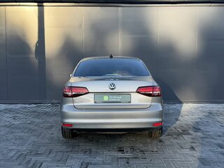 2017 Volkswagen Jetta VI Рестайлинг, серый, 1450000 рублей, вид 4