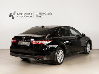 2021 Toyota Camry VIII (XV70) Рестайлинг, чёрный, 2872584 рублей, вид 3