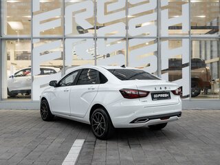 2025 Lada (ВАЗ) Vesta I Рестайлинг (NG), белый, 1398000 рублей, вид 2
