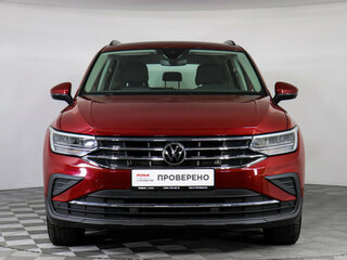 2021 Volkswagen Tiguan II Рестайлинг, красный, 2756911 рублей, вид 2
