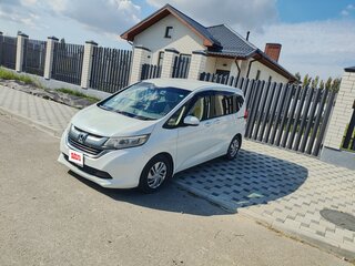 2017 Honda Freed+ II, белый, 1380000 рублей, вид 1