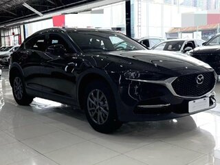2023 Mazda CX-4 I Рестайлинг, чёрный, 2360000 рублей, вид 3