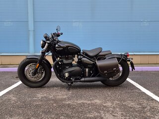 2020 Triumph Bonneville Bobber, чёрный, 1550000 рублей, вид 1