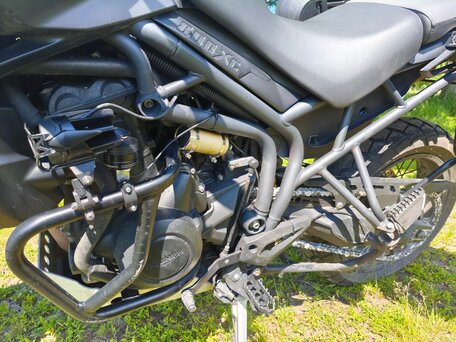 2012 Triumph Tiger 800, белый, 690000 рублей, вид 2