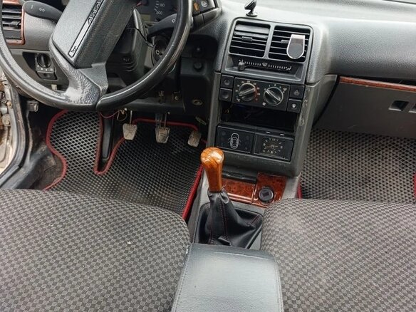 2002 Lada (ВАЗ) 2110, серебристый, 155000 рублей - вид 3