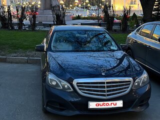 2014 Mercedes-Benz E-Класс 200 IV (W212, S212, C207) Рестайлинг, синий, 1945000 рублей, вид 3