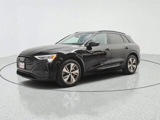 2024 Audi Q8 e-tron 50, чёрный, 10420911 рублей, вид 1