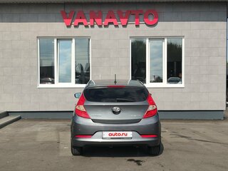 2015 Hyundai Solaris I Рестайлинг, серый, 870000 рублей, вид 4