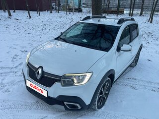 2020 Renault Sandero Stepway II Рестайлинг, белый, 1150000 рублей, вид 4