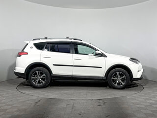 2016 Toyota RAV4 IV (XA40) Рестайлинг, белый, 1657000 рублей, вид 4