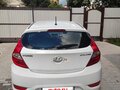 2011 Hyundai Solaris I, белый, 600000 рублей - вид 4