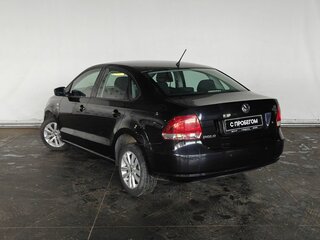 2013 Volkswagen Polo V, чёрный, 915000 рублей, вид 4