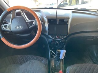 2014 Hyundai Solaris I Рестайлинг, оранжевый, 470000 рублей, вид 5