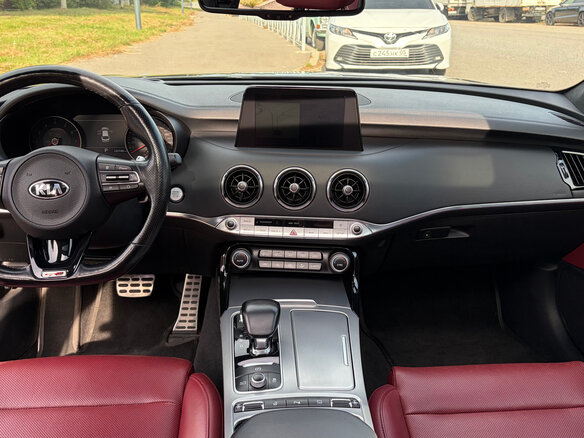2018 Kia Stinger I, серый - вид 9