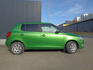 2012 Skoda Fabia II Рестайлинг, зелёный, 580000 рублей, вид 3
