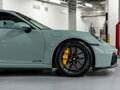 2026 Porsche 911 Carrera 4 GTS VIII (992) Рестайлинг, зелёный, 29000000 рублей - вид 4