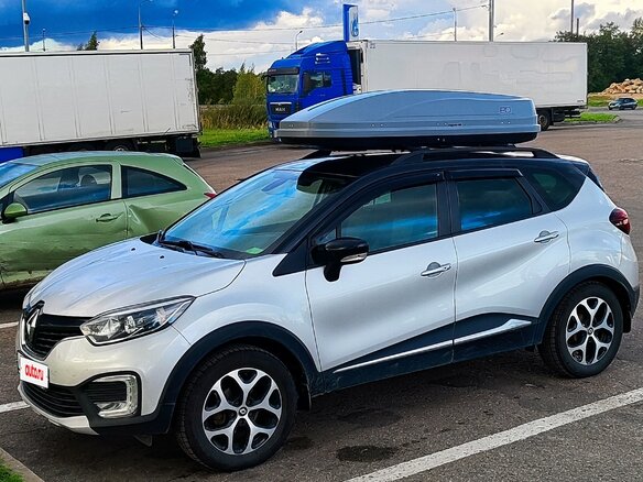2017 Renault Kaptur I, чёрный - вид 3