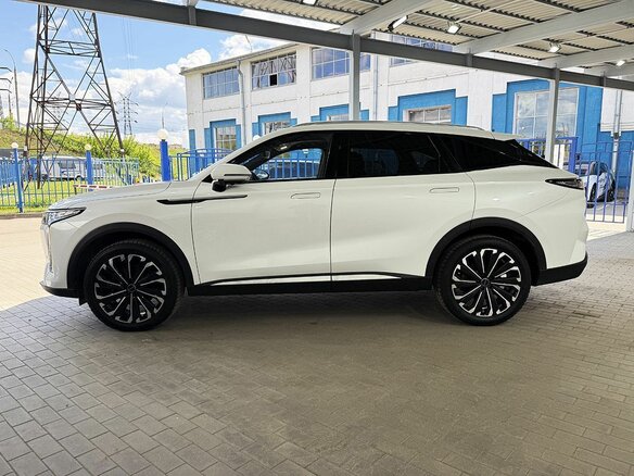 2023 Exeed RX, белый - вид 1