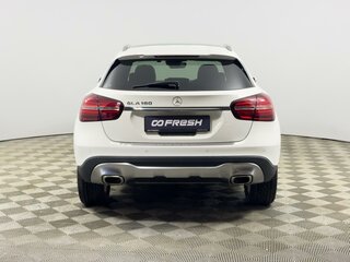 2019 Mercedes-Benz GLA 180 I (X156) Рестайлинг, белый, 2299900 рублей, вид 4