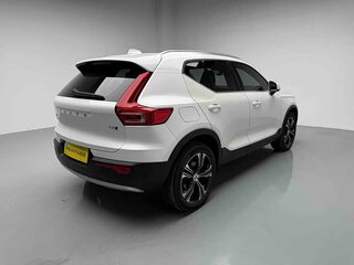 2022 Volvo XC40 I, белый, 3878000 рублей, вид 5