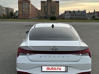 2021 Hyundai Elantra VII (CN7), белый, 2150000 рублей, вид 4