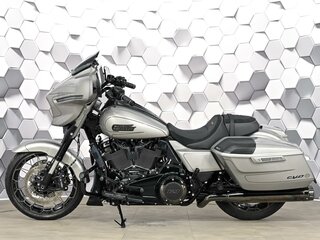 2023 Harley-Davidson CVO Street Glide, серый, 3869000 рублей, вид 4