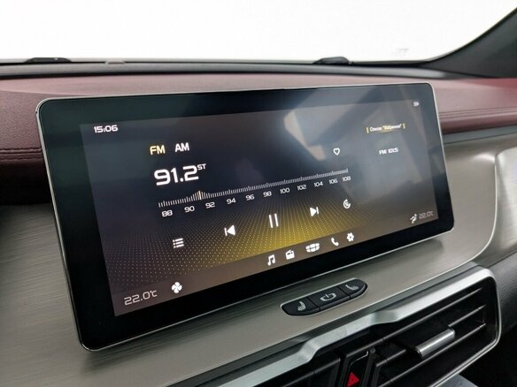 2023 Geely Coolray I, серый, 1845000 рублей - вид 28