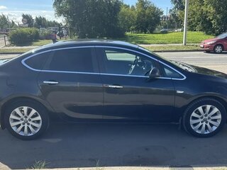 2013 Opel Astra J Рестайлинг, чёрный, 810000 рублей, вид 3