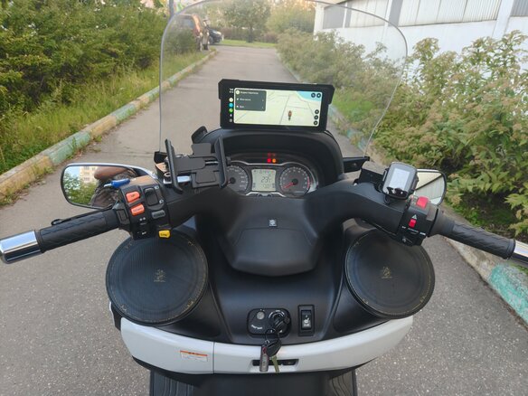 2018 Suzuki Burgman (SkyWave) 650, белый, 980000 рублей - вид 12