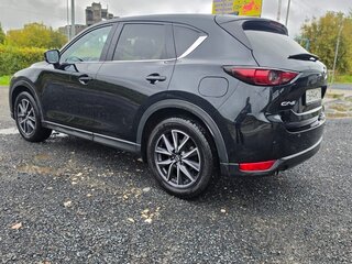 2017 Mazda CX-5 II, чёрный, 2400000 рублей, вид 3