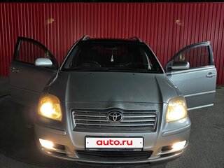 2005 Toyota Avensis II, серебристый, 600000 рублей, вид 1