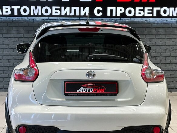 2015 Nissan Juke I Рестайлинг, белый, 1198000 рублей - вид 5