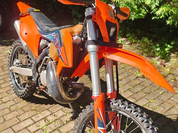 2022 KTM 150 XC-W, красный, 500000 рублей - вид 10