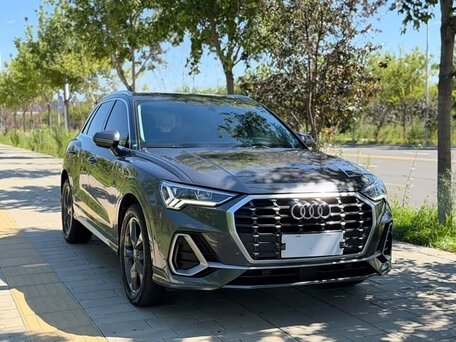 2022 Audi Q3 35 TFSI II (F3), серый, 2569000 рублей, вид 3