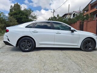 2021 Kia K5 III, белый, 2200000 рублей, вид 2