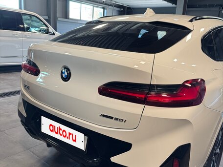 2022 BMW X4 20i II (G02) Рестайлинг, белый, 6390000 рублей, вид 3