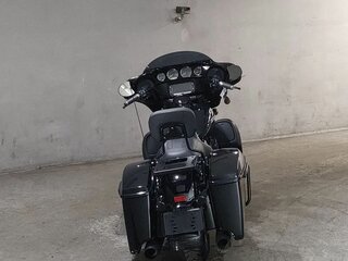 2017 Harley-Davidson Street Glide Special, чёрный, 1309000 рублей, вид 4