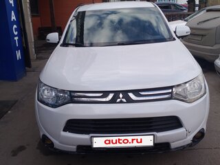 2013 Mitsubishi Outlander III, белый, 850000 рублей, вид 1