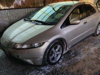 2008 Honda Civic VIII, бежевый, 600000 рублей, вид 2