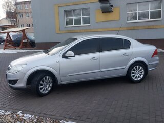 2013 Opel Astra H Рестайлинг, серебристый, 800000 рублей, вид 4