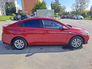 2018 Hyundai Solaris II, красный, 1500000 рублей, вид 3