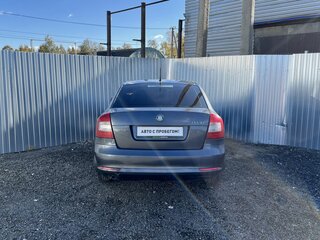 2009 Skoda Octavia II (A5) Рестайлинг, серый, 440000 рублей, вид 4