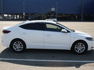 2018 Hyundai Elantra VI (AD), белый, 1550000 рублей, вид 4