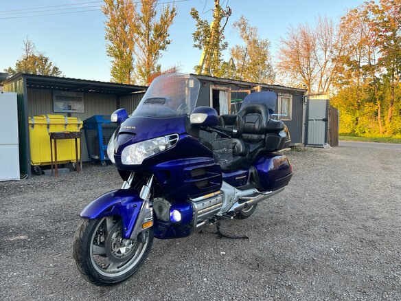 2002 Honda GL 1800 Gold Wing, синий, 850000 рублей - вид 1