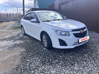 2015 Chevrolet Cruze I Рестайлинг, белый, 600000 рублей, вид 3